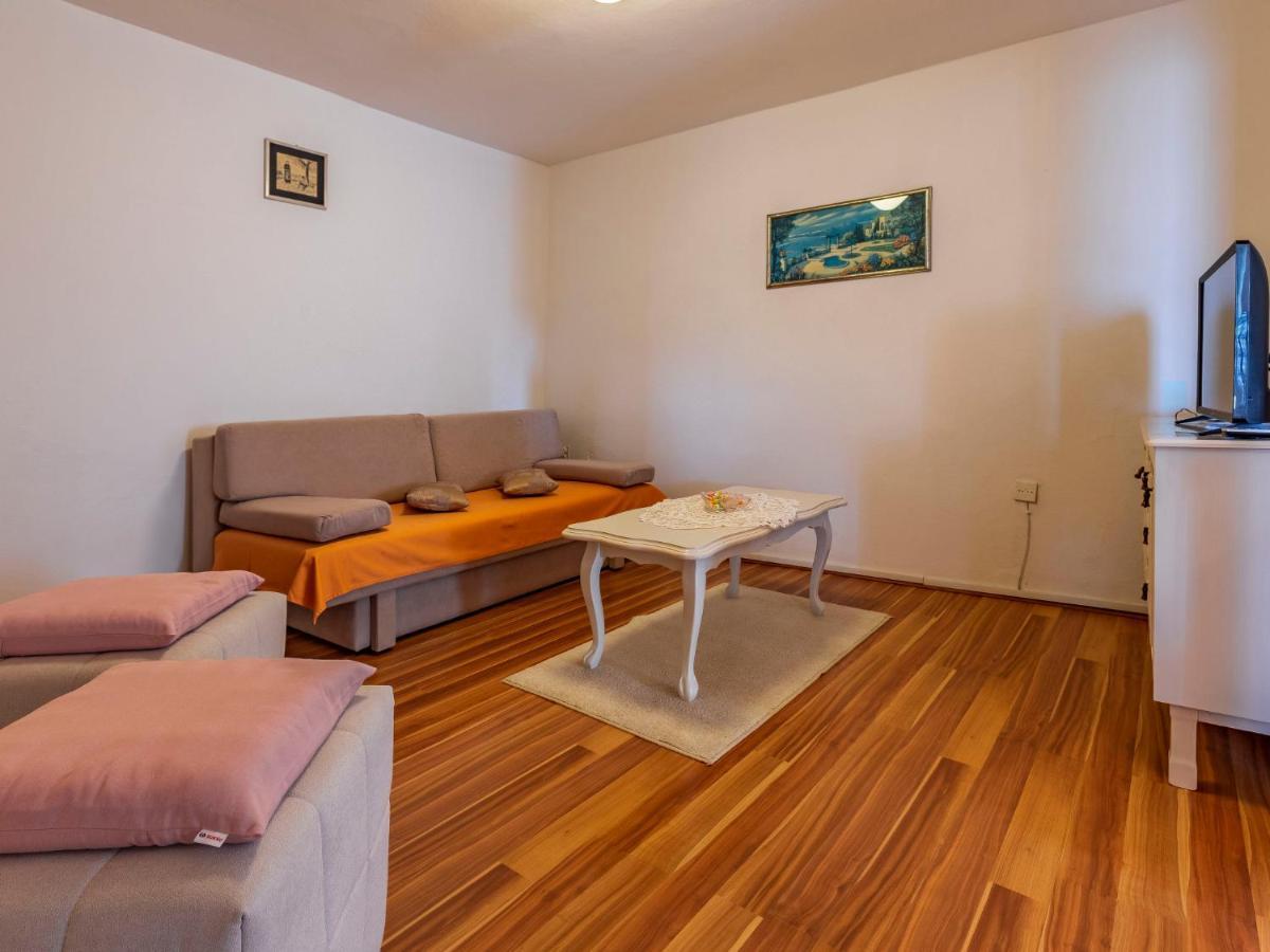 Apartment Vladimir - Pul237 By Interhome 班约勒 外观 照片